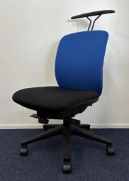 【長時間のデスクワークもしっかりサポート！コスパ良しのオフィスチェア入荷！】■ナイキ（NAIKI）製　ヴィアーレ（VIARE）チェア　VE型　肘無ローバック　■ハンガー付　■背面：ブルー/座面：ブラック　【K11】