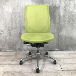 【関東倉庫在庫品】【ワーカーの姿勢をサポートするチェア！】■オカムラ製　ゼファーメッシュ　肘無ハイバックチェア　■グリーン【弊社使用欄：A01000767】【ECBMC】