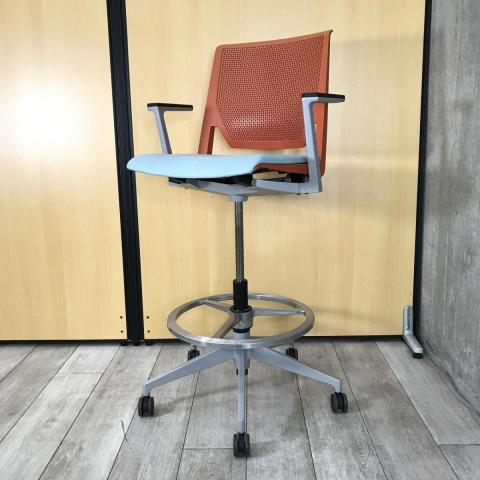 ①ヴィンテージ HAWORTH(ヘイワース)ワイヤーフレームスタッキングチェ) ①ヴィンテージ HAWORTH(ヘイワース)ワイヤーフレーム