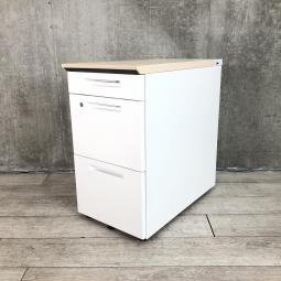 【収納と作業スペースを同時に確保！フリアドデスクや平机のお供に！】■コクヨ（KOKUYO）　iS（アイエス）シリーズ　3段脇机　■W400×D700×H720㎜ 　■本体：ホワイト / 天板：ナチュラルオーク　■シリンダー錠