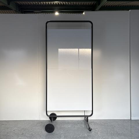 【キャスター付きで移動らくらく!自立式両面ホワイトボード!】■コクヨ製 モビーボ(MOBI_bo) ホワイトボード 上下スライド W830㎜ ■両面 ■弊社使用欄【A01003291】【T12】