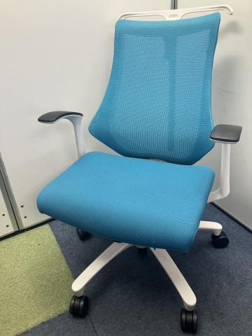 【中古】エフメッシュ  イトーキ（ITOKI） 肘付ハイバックチェア