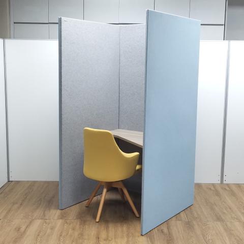 【中古】ドレープ  オカムラ（okamura） 集中ワークブース