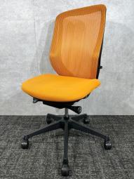 【★人気チェアが1脚限定入荷★】◆オカムラ シルフィー ハイバック 前傾 オレンジ 福岡 博多 天神 九州最大級 オフィスバスターズ《オフィスバスターズ福岡博多店は、福岡を拠点として、日本全国へ中古オフィス用品・オフィス家具を提供しております》