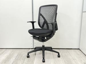 【優しく包み込む樹脂メッシュ・上質な座り心地！】【人間工学に基づいたS字曲線で理想的な座り心地】/オススメ(おすすめ) /人気商品【弊社使用欄：A01033634】■肘付きハイバック　ブラック　樹脂メッシュ　背面ヌード/イナバ/イエラ