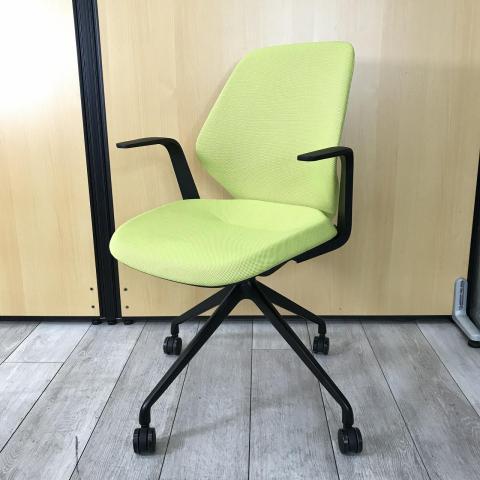 【中古】キュアチェア KG-945SC-TTU8 イトーキ（ITOKI） ミーティングチェア