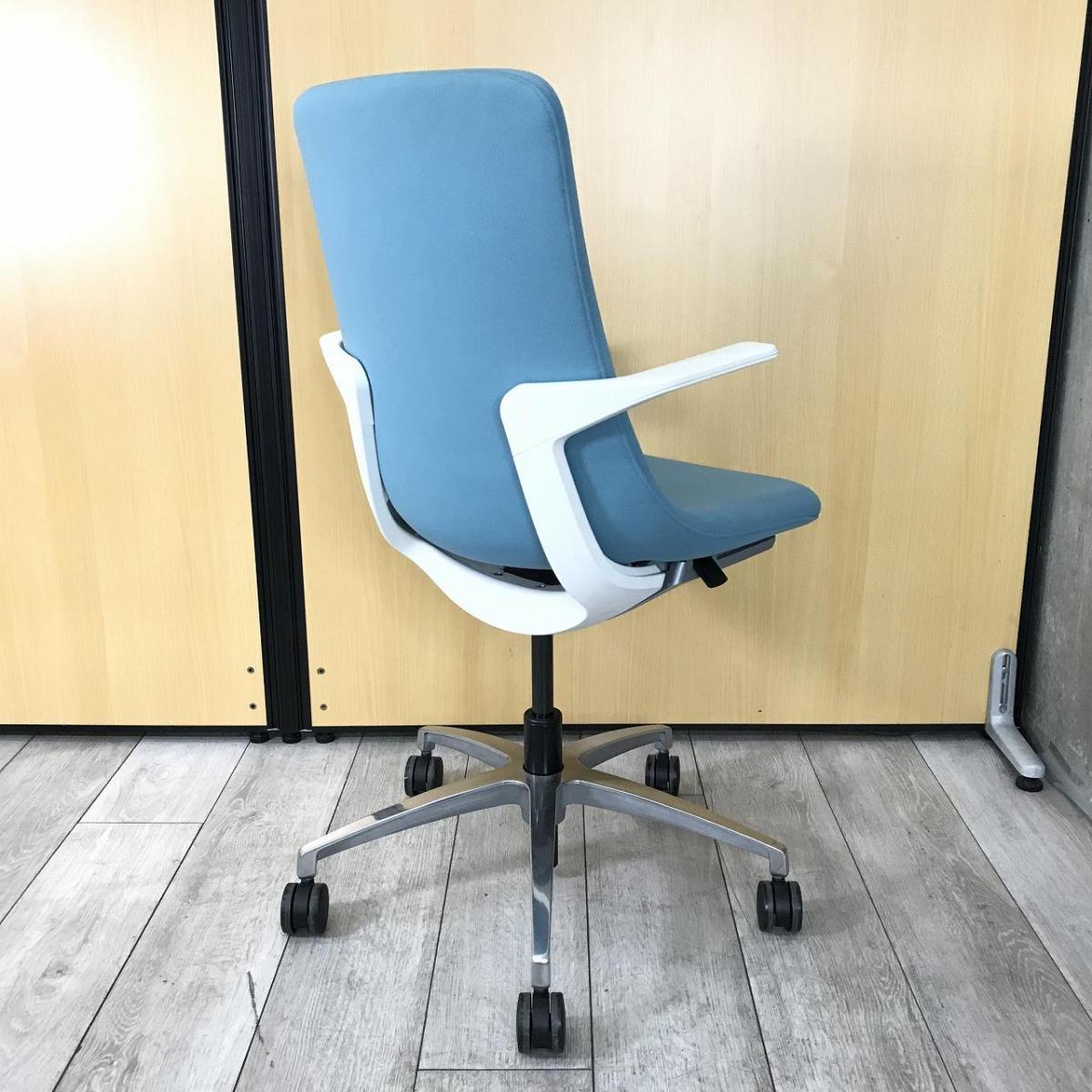 【新品未使用】サンゴチェア　スカイブルー×ベージュ 美品】サンゴチェア スカイブルー×ベージュ さんごチェア