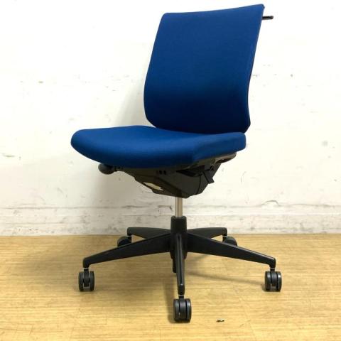 オフィスチェア黒　未使用品　肘掛けあり　送料込み OCV23HHF 跳ね上げ肘付」藤沢工業のオフィスチェア