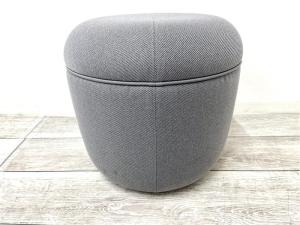 【定価約8万円】【リフレッシュルームやラウンジなどにお勧め！オフィスにも気軽におけるスツール！】■オカムラ/ライブスプーフ　■スツール　■グレー