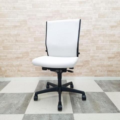 【中古】エスクード  オカムラ（okamura） 肘無ハイバックチェア