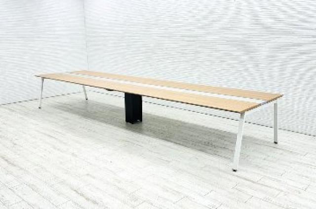 【外部倉庫在庫品】コクヨ　SAIBI（サイビ）　W4800（W2400+W2400）　お洒落な木目調のフリーアドレスデスク・テーブル　天板：ナチュラル　脚：ホワイト　8名様推奨サイズ【OI】