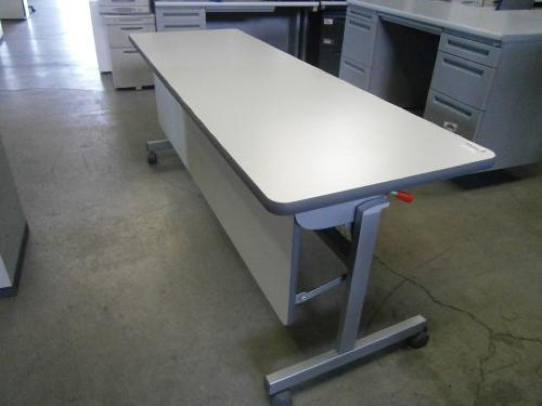 スタックテーブル
                                    中古
            