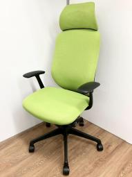 【在庫入替セール品】【人気のシルフィチェアヘッドレスト付きが1脚限定入荷！】オカムラ　シルフィ　ライムグリーン　エクストラハイバック　ホワイトフレーム　デザインアーム(固定肘)　前傾チルト機能付き