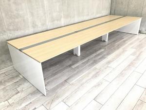 オカムラ製・『フリーウェイ』入荷!!【W4800】タイプ!6人使用で、一人使用サイズがw1600で使用でき広々お使い頂けます。解放感とコミュニケーションをアップさせてくれるデザイン!また、グッドデザイン賞受賞!カジュアルなお色味です!