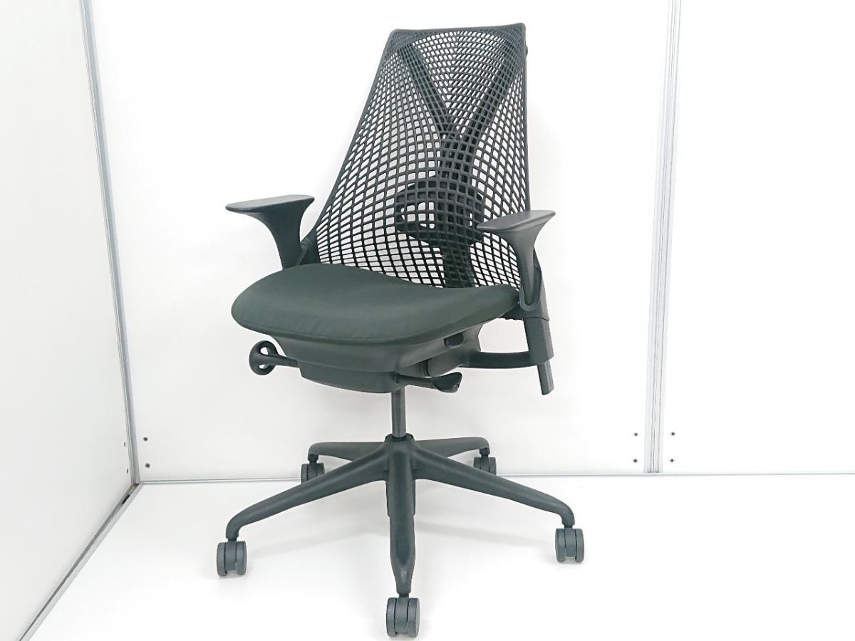 za　ハーマンミラー　セイルチェア【2015年製】　可動肘付　前傾チルト 中古】セイルチェア Herman Miller/ハーマンミラー 肘付ハイバック