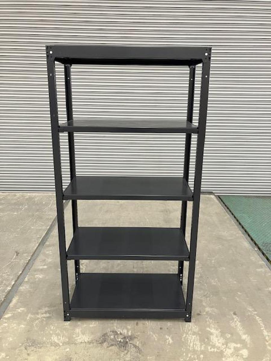 珍しいブラック色の中古ラックが1台入荷しました！！　注)呼称D450　実寸D445　天地5段　耐荷重：段/150kg　ボルトレスなので組立も簡単！ ！ 
※マテハン本舗の中古商品は、千葉県柏市に在庫がございます。
                        その他シリーズ
                                    中古
            