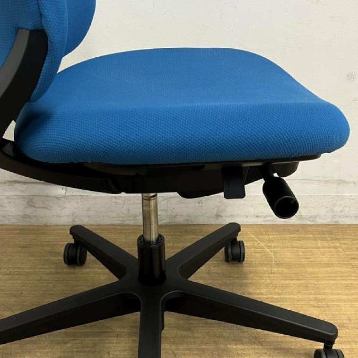 【たのめる便】KOKUYO Mitraミトラ チェア　肘付き★ブルー★ たのめる便】KOKUYO Mitraミトラ チェア 肘付き☆ブルー