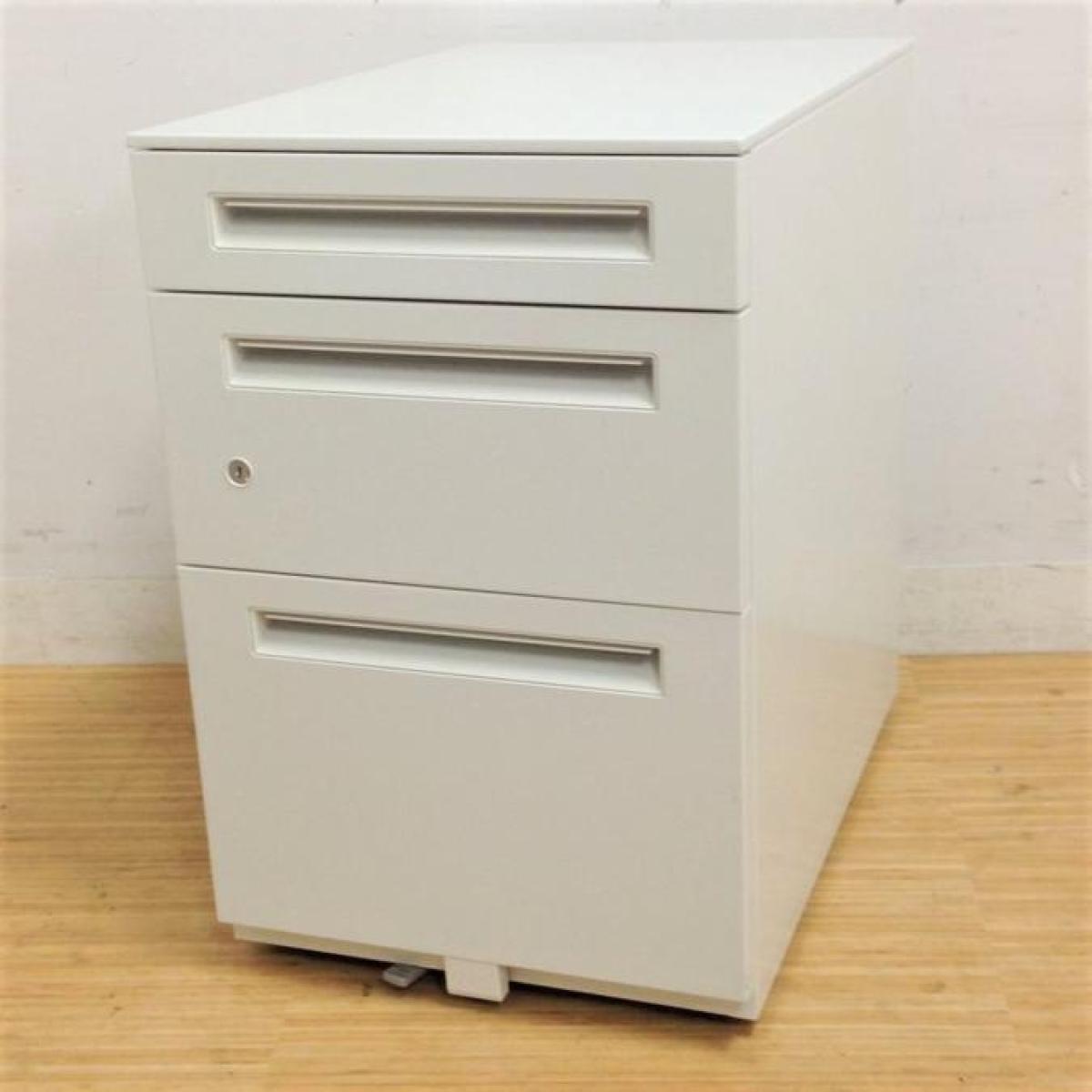 【在庫入替セール】ウチダ　STワゴン　3段ワゴン　シリンダー錠　鍵付き　ホワイト　H600のためH700のデスクと相性抜群【愛知・名古屋・豊田・静岡・浜松】
                        STワゴンシリーズ
                                    中古
            