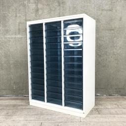 【書類・備品整理の必需品!入荷の珍しいクリスタルトレー!】/オススメ(おすすめ) /人気商品 ■クリスタルトレー ローキャビネット 天板付 3列×深型13段 ホワイト/コクヨ/エディア 【弊社使用欄:A90800111】