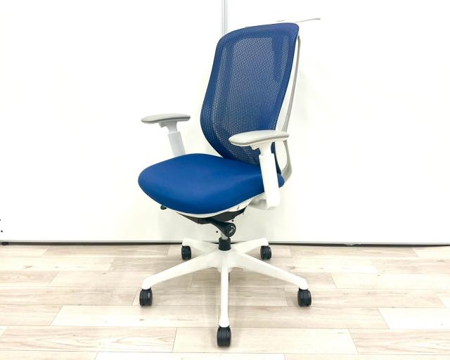 【中古】シルフィーメッシュ C686XW-FMP3 オカムラ（okamura） 肘付ハイバックチェア