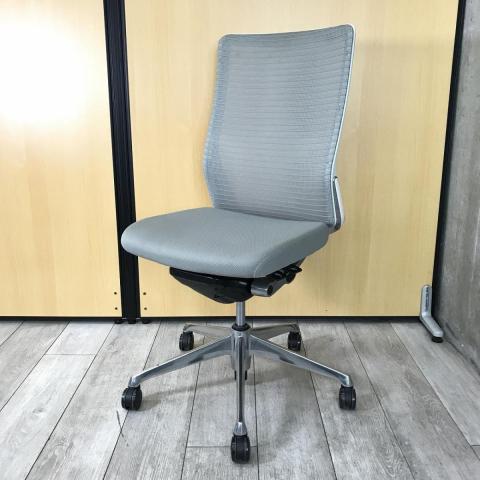 【中古】コーラルチェア CQ35BW 1380 オカムラ（okamura） 肘無ハイバックチェア