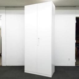 【扉が大きく開いて出し入れしやすい！たっぷり6段収納できます】■コクヨ（KOKUYO）　エディア（EDIA）シリーズ　両開き書庫　ハイキャビネット　H2160㎜　■ホワイト　■シリンダー錠　■ベース有り