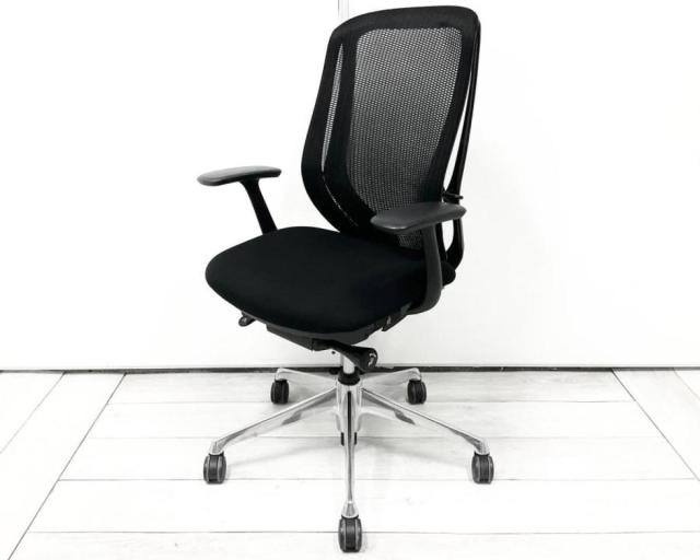 bn　オカムラ　シルフィーチェア　前傾機能　ハイバック　メッシュタイプ　中古 中古】 オカムラ シルフィー ハイバック ランバーサポート