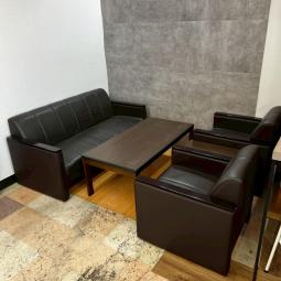 《在庫入替セール品/26/⑤》コクヨ製の【応接セット※5個口】が値下げされました！　＊良品を格安で！「オフィスバスターズ福岡南店」は、福岡を拠点として、全国へ中古オフィス用品・オフィス家具を提供しております。