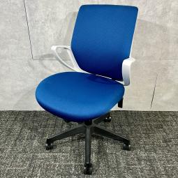 【コンパクトなOAチェア！】◆コクヨ/ピコラ　ロ－バック　小肘付き　ハンガー　福岡　博多　天神　九州最大級《オフィスバスターズ福岡博多店は、福岡を拠点として、日本全国へ中古オフィス用品・オフィス家具を提供しております》