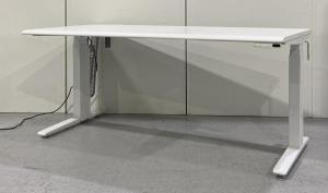 【suoneさま】美品 定価21万 オカムラ クルーズ 昇降デスク 3S20TH-MY31 オカムラ 昇降デスク スイフト 平机 幅1400mm×奥行