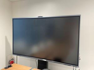 【25】＜特別歳末セール＞期間限定SALE中！All in One Meeting Board！MAXHUBの中古品｜MAXHUB V7シリーズ 86 inch　※1ヶ月間使用の中古品／画面に薄いシミ有り(利用時は見えない)