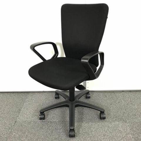 【中古】カロッツァチェア  オカムラ（okamura） 肘付ハイバックチェア