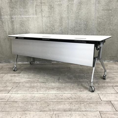 【中古】インターアクトNT 81B4HB-MH47　81B44Y オカムラ（okamura） スタックテーブル(長机/折りたたみ/会議用)