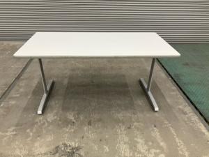 【中古】 8177シリーズ 8177EB MG29 オカムラ/okamura ミーティングテーブル（会議机）
 　※マテハン本舗の中古商品は、千葉県柏市に在庫がございます。