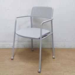 コクヨ(KOKUYO)　エニー(Any)　ネスティングチェア　ライトグレー　フレーム構造にこだわった会議・ミーティングチェア