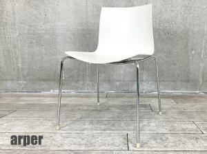 中古・vitra.・ヴィトラ・スタッキングチェア・ホワイト ヴィトラ ハルチューブ スタッキングチェア ホワイト vitra