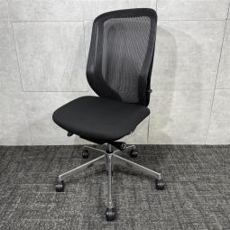 【ランキングNo.1のオフィスチェア☆】オカムラ　シルフィー　ハイバック　肘無　前傾　自宅　作業　リモート　在宅　個人　オフィスチェア　事務椅子　回転椅子　高級チェア　中古家具　安い　格安　福岡　九州最大級《オフィスバスターズ福岡博多店は、福岡を拠点として、日本全国へ中古オフィス用品・オフィス家具を提供しております》