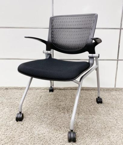 【中古】グラータチェア  オカムラ（okamura） ネスティングチェア