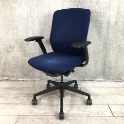 【リアルシンクロリクライニング搭載で快適な座り心地！】■ウチダ（UHIDA/内田洋行）製　クレネ（KRENE）チェア　肘付　ハイバック　■可動肘　■アクアブルー×ブラックシェル