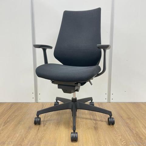 【中古】デュオラ クッション  コクヨ（KOKUYO） 肘付ハイバックチェア