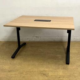 【2022年製】コクヨ　ビエナ　ミーティングテーブル　角型天板・T字脚タイプ　W1200×D900　木目天板（ラスティックミディアム）×ブラック脚　アジャスタータイプ【愛知・名古屋・豊田・静岡・浜松】