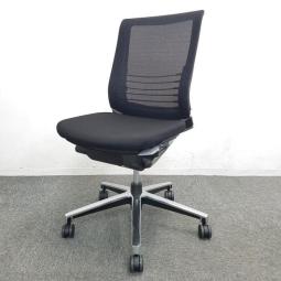 商品入替セール！先進ワークスタイルに対応する革新的機能と最高の座り心地！腰部にフィットするワイヤーランバーサポート付！
■コクヨ/インスパイン（INSPINE）/ブラック【2410】弊社使用欄【A00981342】