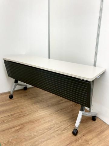 コクヨ　会議用折り畳み長テーブル　1枚 コクヨ（KOKUYO） スタックテーブル(長机/折りたたみ/会議用