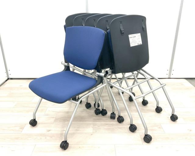 【6脚セット】【背パットあり！長時間のミーティングでも疲れにくい！】■オカムラ(okamura)製　グラータ (Grata) シリーズ　ミーティングチェア　会議用　肘無し　キャスター付　■ブルー×ブラックシェル【弊社使用欄：A01038681】