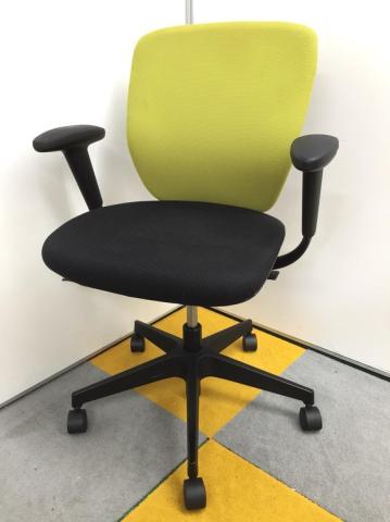 【中古】プラオチェア KE-240GS-T1T1Q6 イトーキ（ITOKI） 肘付ローバックチェア