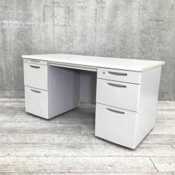 【収納スペース充実・机上をスッキリ整理！上長席にもオススメ！】■オカムラ（okamura）製　SD-Vシリーズ　両袖机　W1400×D700×H700㎜　■シリンダー錠　■ニューグレー