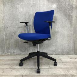 【関東倉庫在庫品】【シンプルで使いやすい！コスパの良いスタンダードチェア！】■ウチダ（UCHIDA）　エポチェア（EPO）　肘付き　ハイバック　■固定肘（Ｔ字肘）　■ブルー 【弊社使用欄：A01014132】【ECBMC】