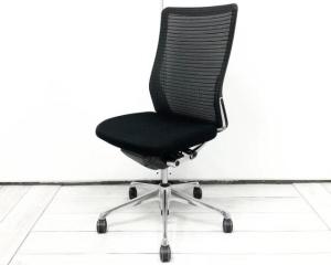 【在庫入替セール品】【どんな空間にも調和するデザインと最上級の操作性！人気のブラックカラーメッシュチェア！】■オカムラ（okamura）　コーラル（Choral）　肘無し　ハイバックチェア　メッシュ背面　　■ブラック 【弊社使用欄：A01030235】【KN】