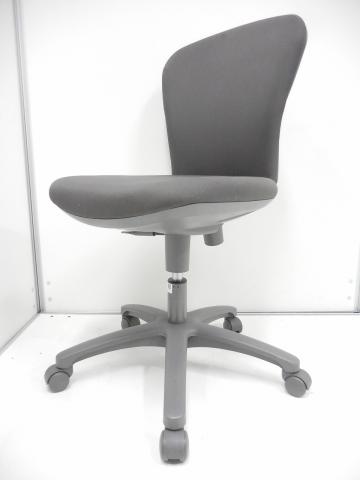 【中古】レグノチェア  コクヨ（KOKUYO） 肘無ローバックチェア