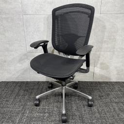 【☆肘パットにわずかな傷あり☆特別価格でご提供！】オカムラ（okamura）コンテッサ (Contessa)　ブラック　メッシュ　上ランク　役員　重役　こだわり　自宅　在宅　リモート　中古家具　中古オフィス　福岡　九州最大級《オフィスバスターズ福岡博多店は、福岡を拠点として、日本全国へ中古オフィス用品・オフィス家具を提供しております》